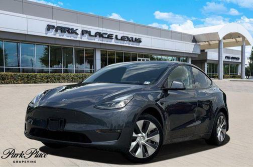 2022 Tesla Model Y Long Range Dual Motor All-Wheel Drive