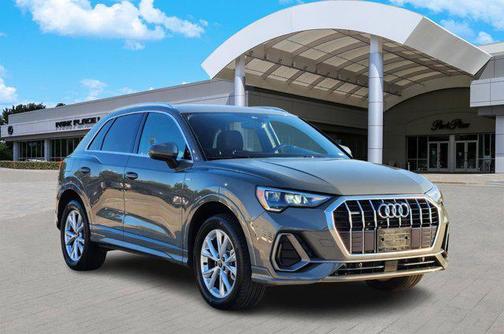 2022 Audi Q3 45 S line Premium