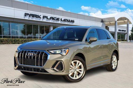 2022 Audi Q3 45 S line Premium