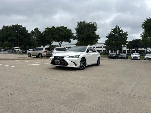 White Pearl 2024 Lexus ES 350 Premium