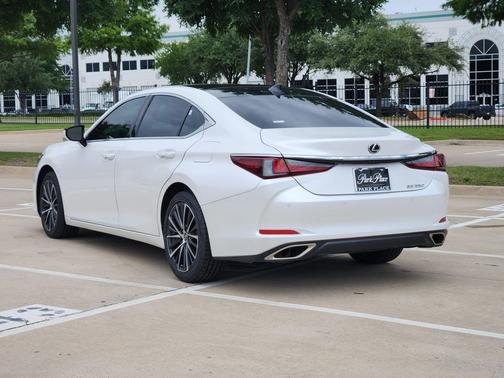 White Pearl 2024 Lexus ES 350 Premium