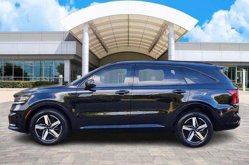 2023 Kia Sorento S