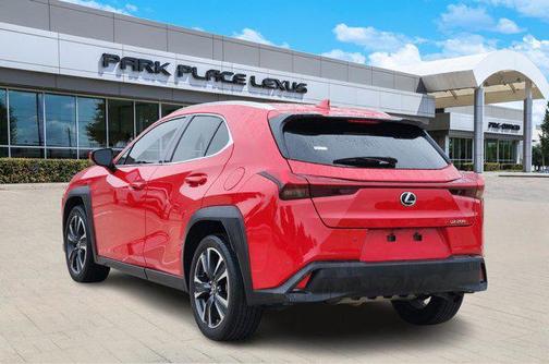 2022 Lexus UX 200 Base