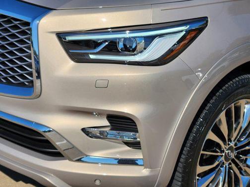 2021 INFINITI QX80 SENSORY