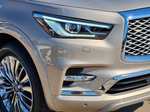 2021 INFINITI QX80 SENSORY