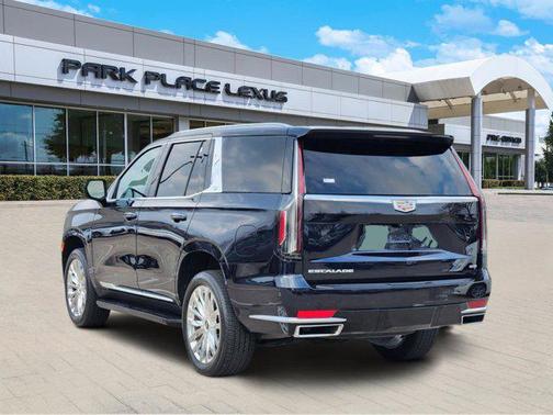 2022 Cadillac Escalade Premium Luxury