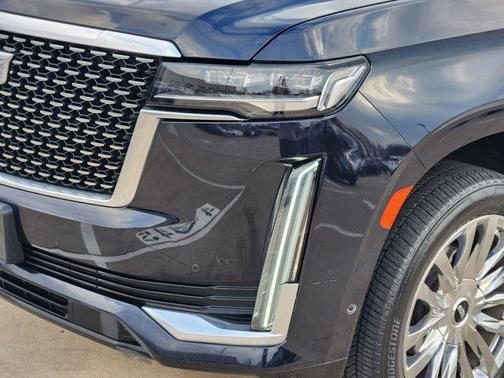 2022 Cadillac Escalade Premium Luxury