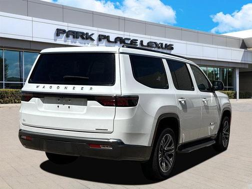 2022 Jeep Wagoneer Series III 4x2