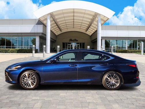 2025 Lexus ES 350 Base