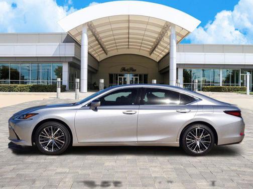 2025 Lexus ES 350 Base