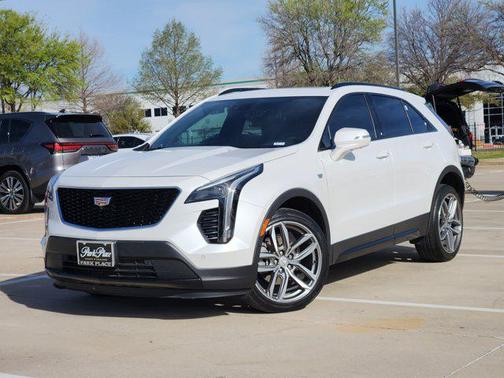 2022 Cadillac XT4 Sport