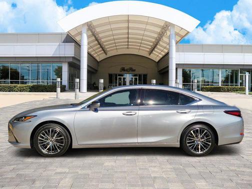 2025 Lexus ES 350 Base