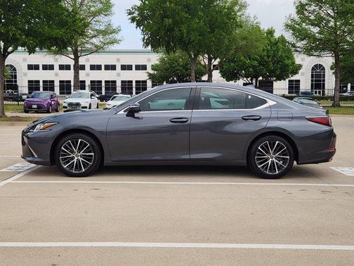 Cloudburst Gray 2025 Lexus ES 350 Base