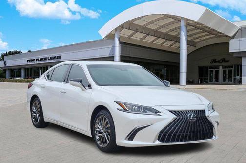 2025 Lexus ES 300h Luxury