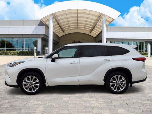 2023 Toyota Highlander Hybrid Limited