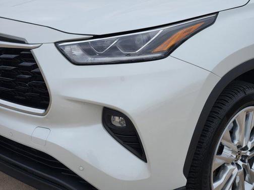 2023 Toyota Highlander Hybrid Limited