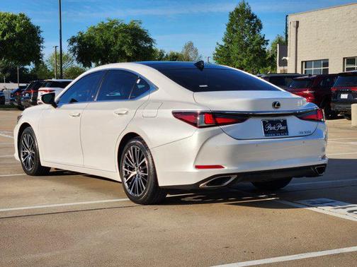 2023 Lexus ES 350 Premium
