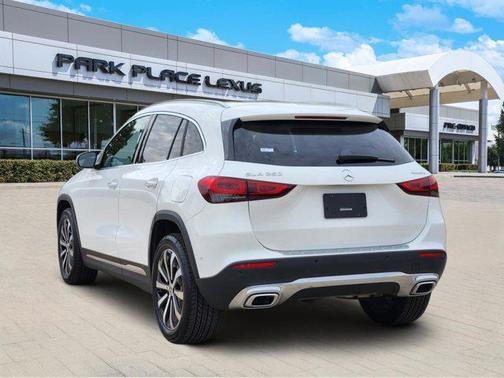 2023 Mercedes-Benz GLA 250 4MATIC