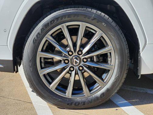 2025 Lexus LX 700h F SPORT