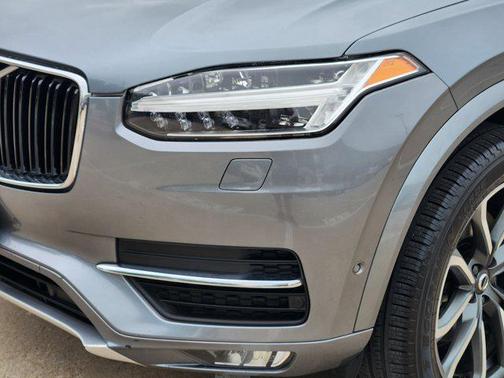 Pine Gray Metallic 2018 Volvo XC90 T6 Momentum
