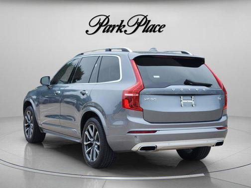 Pine Gray Metallic 2018 Volvo XC90 T6 Momentum