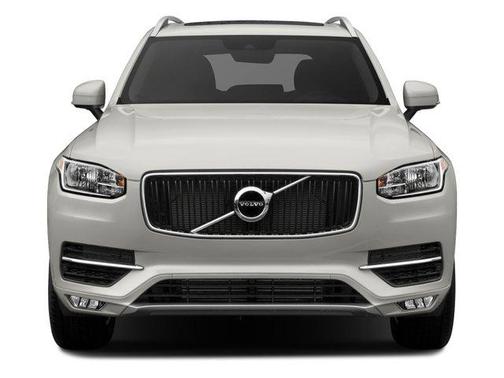 2018 Volvo XC90 T6 Momentum