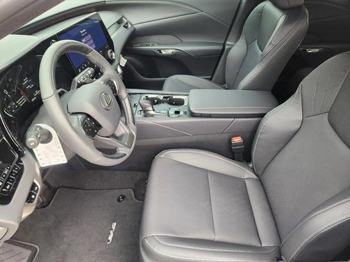 Iridium 2026 Lexus RX 350 Premium
