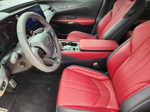 Iridium 2024 Lexus RX 350 F SPORT Handling
