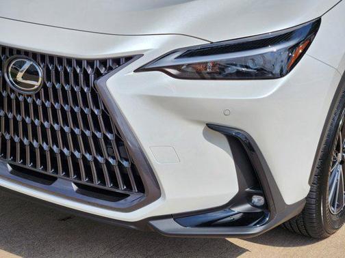 2025 Lexus NX 350h Premium
