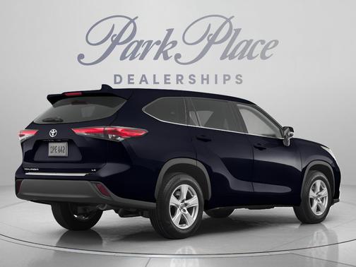 Midnight Black Metallic 2022 Toyota Highlander XSE