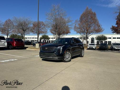 2023 Cadillac XT4 Premium Luxury