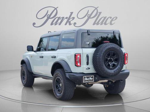 Cactus Gray 2023 Ford Bronco Badlands