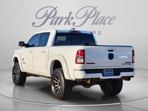 Bright White Clearcoat 2022 RAM 1500 Big Horn/Lone Star