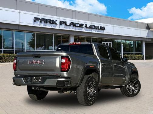 2023 GMC Canyon AT4