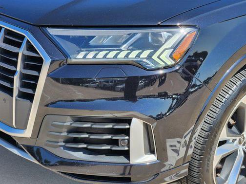 2021 Audi Q7 55 Premium Plus