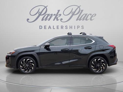 Caviar 2025 Lexus UX 300h Base