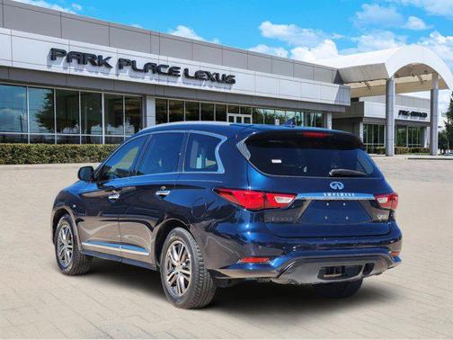 2016 INFINITI QX60 Base