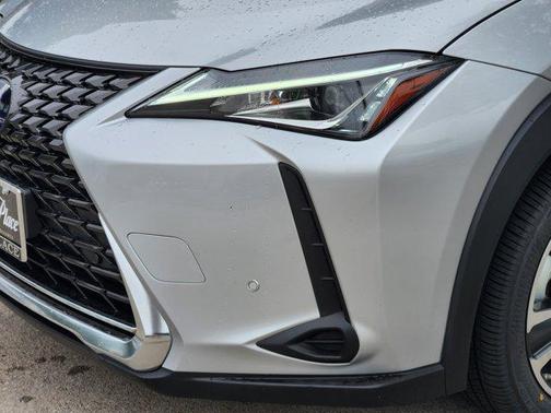 Silver Lining Metallic 2020 Lexus UX 250h Base