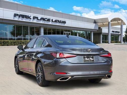 2025 Lexus ES 350 Base