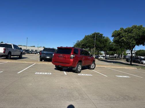 Barcelona Red Metallic 2019 Toyota 4Runner SR5 Premium
