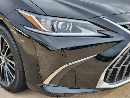 2024 Lexus ES 350 Premium