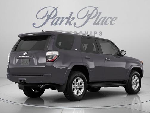 Magnetic Gray Metallic 2018 Toyota 4Runner TRD Off Road Premium