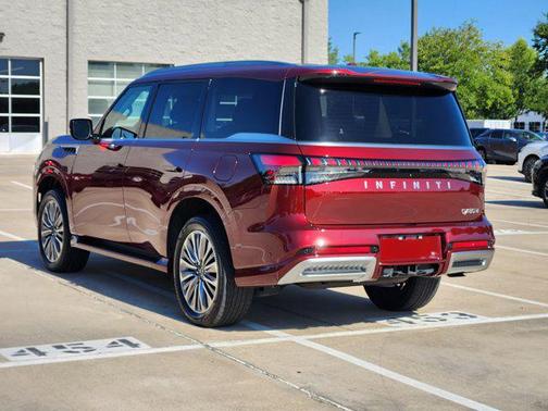 2025 INFINITI QX80 SENSORY AWD
