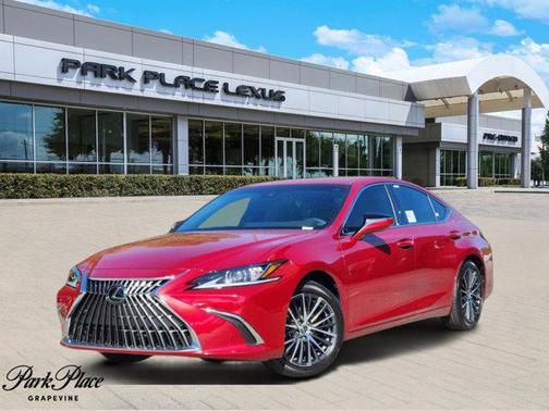 2025 Lexus ES 300h Base