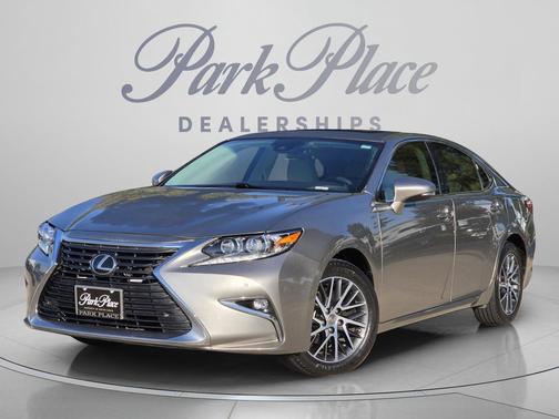 Atomic Silver 2017 Lexus ES 350 Base