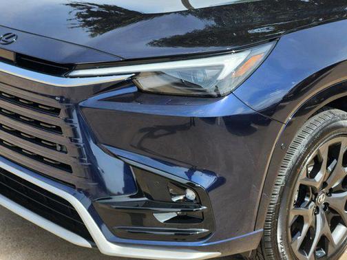 2025 Lexus TX 500h F SPORT Premium