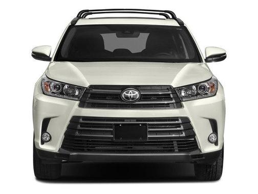 Predawn Gray Mica 2017 Toyota Highlander SE