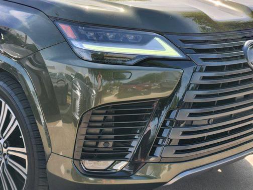 2023 Lexus LX 600 Luxury