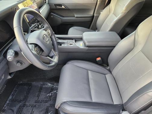 White Pearl 2024 Lexus GX 550 Luxury