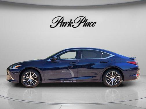 Mica 2025 Lexus ES 300h Premium